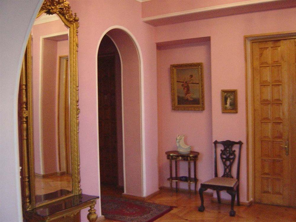 Victoria Royal Hotel Tbilisi Interior photo